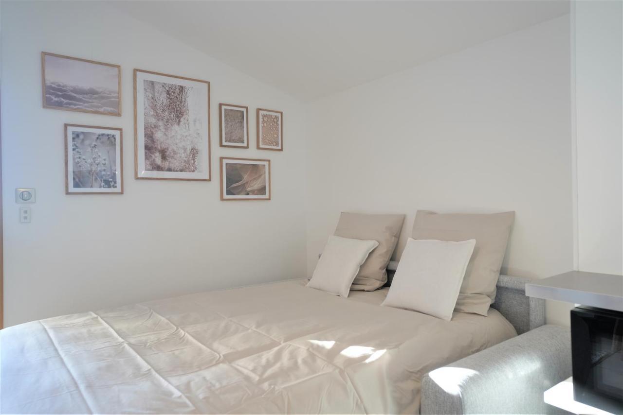 Studio Dernier Etage Avec Terrasse - Vue Montagne Cruseilles Bagian luar foto